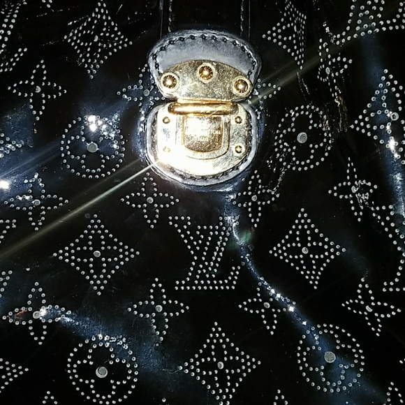 Louis Vuitton Surya Noir black hobo purse - Picture 2 of 7